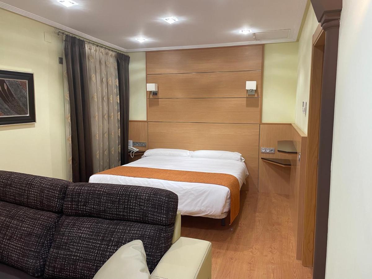 Hotel Malena Caravaca de la Cruz Kültér fotó